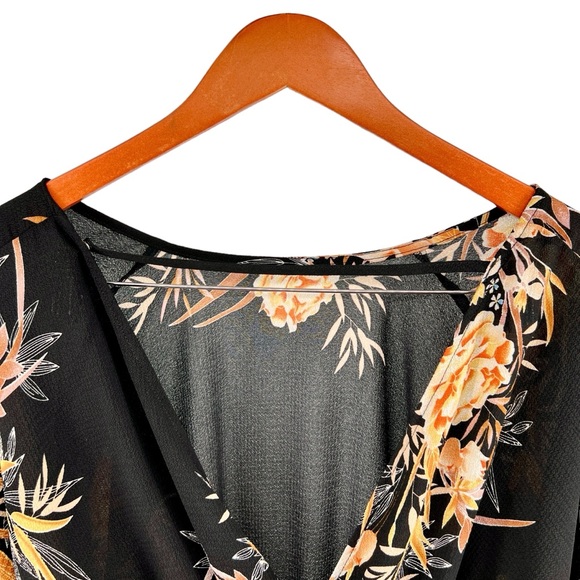 Selfie Leslie Alejandra Open Back Blouse OS Black Orange Floral Bat Wing Sleeve - Picture 5 of 16